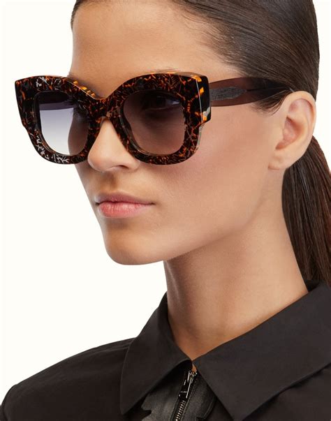 lentes de sol fendi para mujer|Lentes de sol de lujo para Mujer .